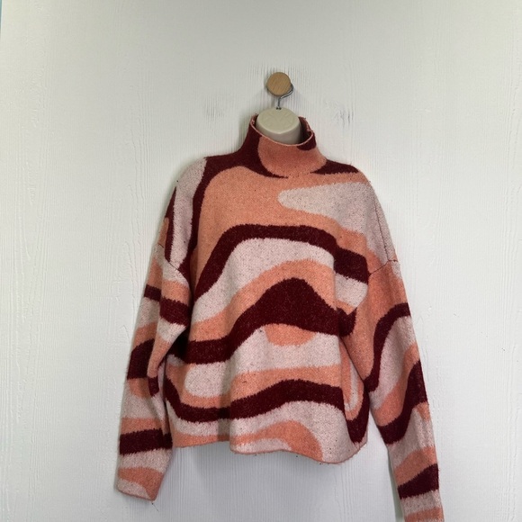 Zara - Pink Burgundy Jacquard Wave Mock Neck Long Sleeve Sweater Size Small - Picture 2 of 9